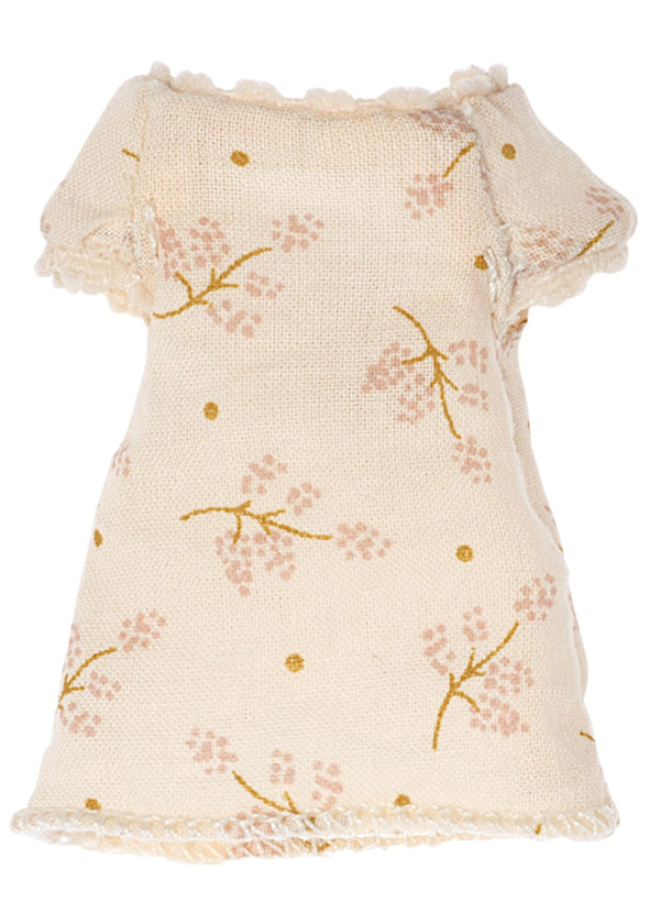 Nightgown, Little sister mouse